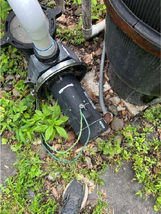 Ungrounded pool pump motor at a Schwenksville, PA pool home, documented during a home inspection