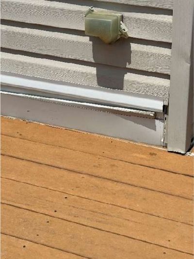 Roof-deck GFCI receptacle with no power that would not reset on a Port Richmond Philadelphia rowhome, documented during a June 2026 home inspection